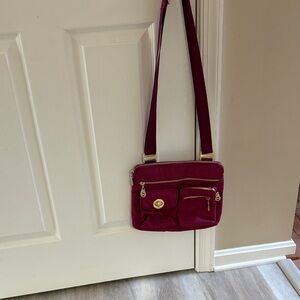 Chic Burgundy Crossbody Bag